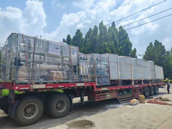 2吨双反渗透＋5吨双反渗透＋2吨超滤＋2000瓶生产线-青海